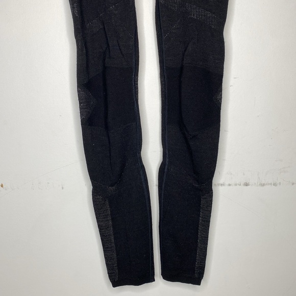 Smartwool Intraknit 200 Baselayer Bottoms: Size Small - Picture 4 of 10